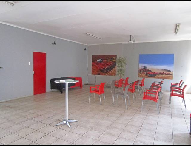 5,500M² BUILDING FOR SALE IN WALTLOO